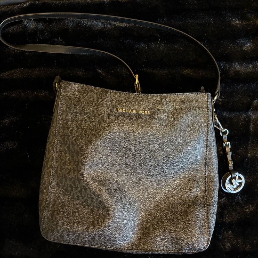 Michael Kors Crossbody Purse